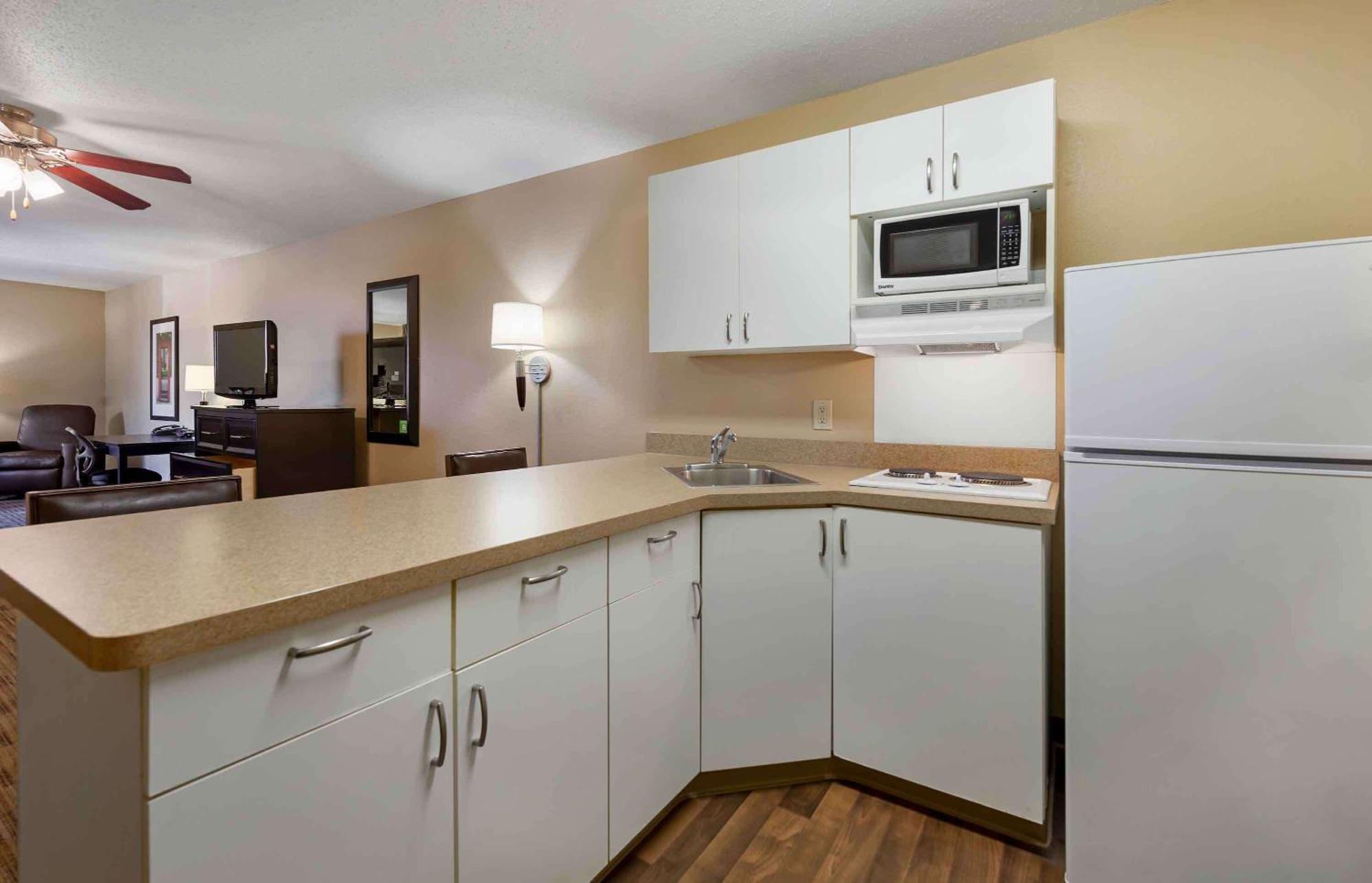 Extended Stay America Suites - Madison - Junction Court Middleton Eksteriør billede