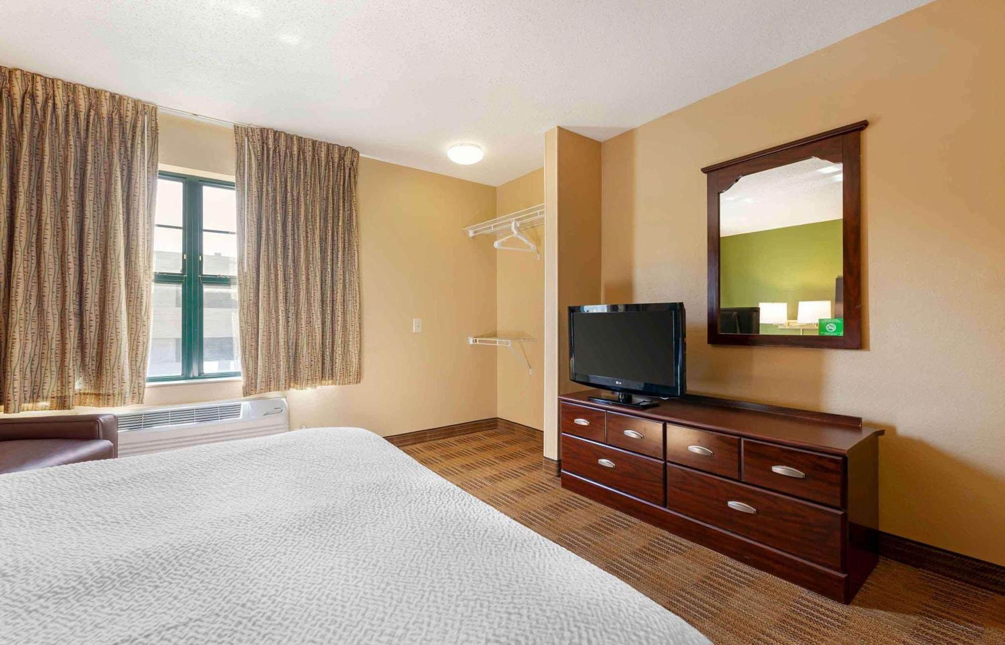 Extended Stay America Suites - Madison - Junction Court Middleton Eksteriør billede