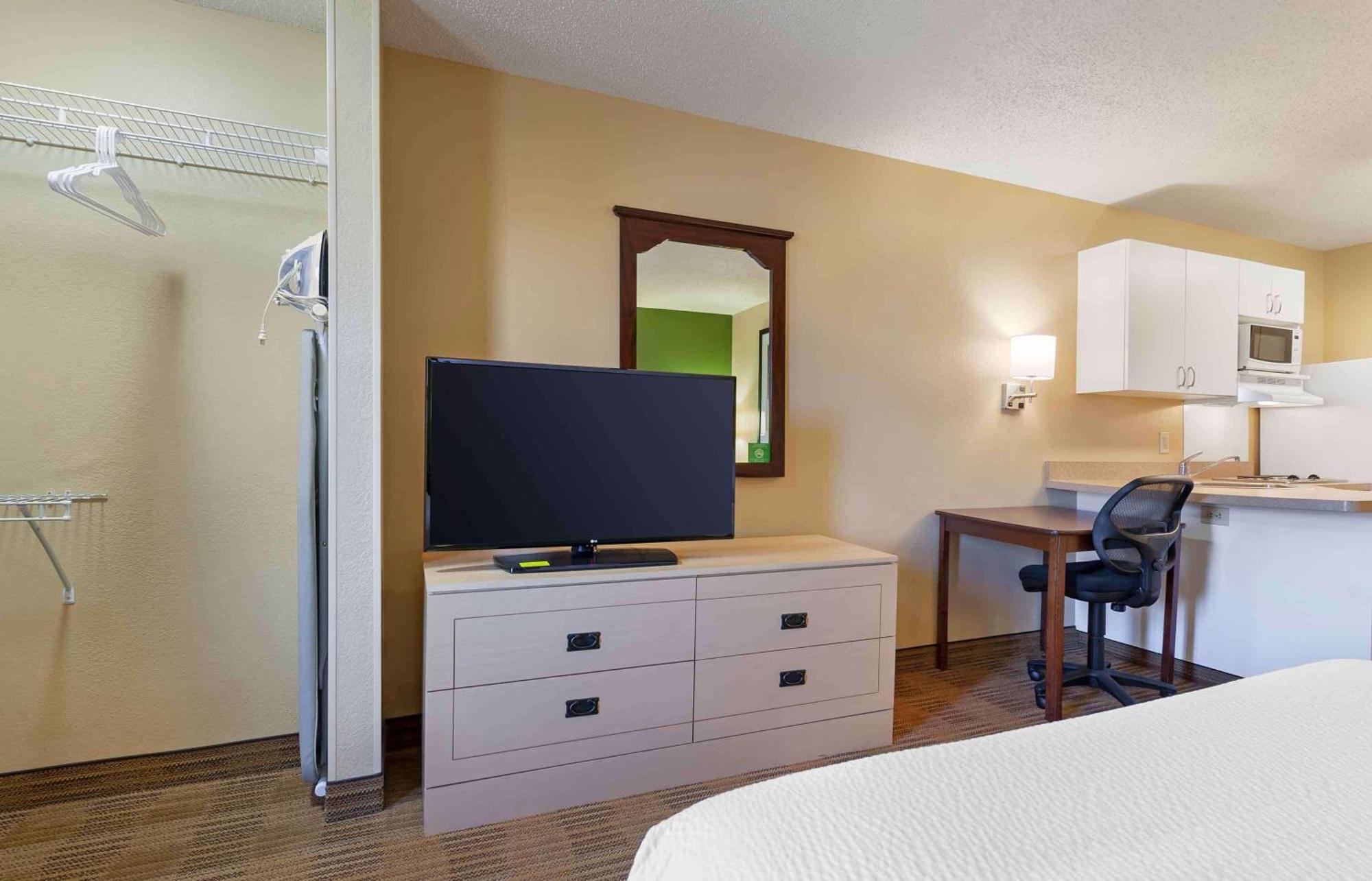 Extended Stay America Suites - Madison - Junction Court Middleton Eksteriør billede